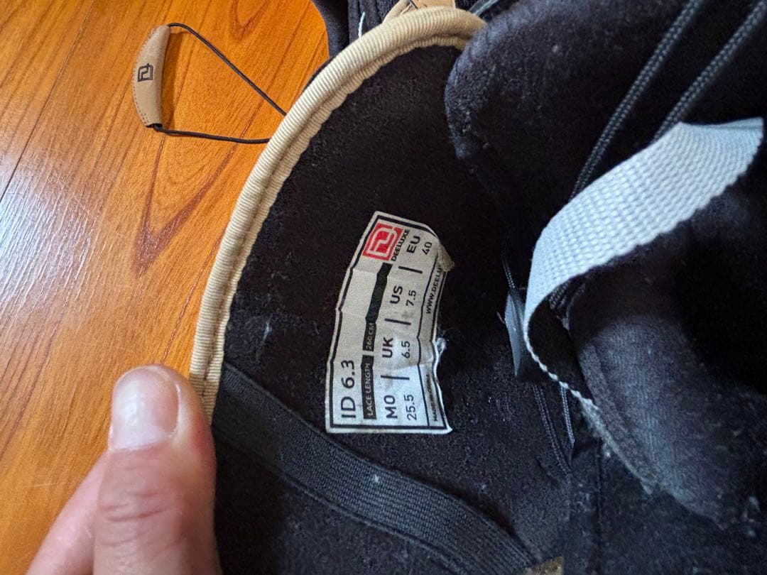 ディーラックスid6.3スノーボードブーツ 25.5cm