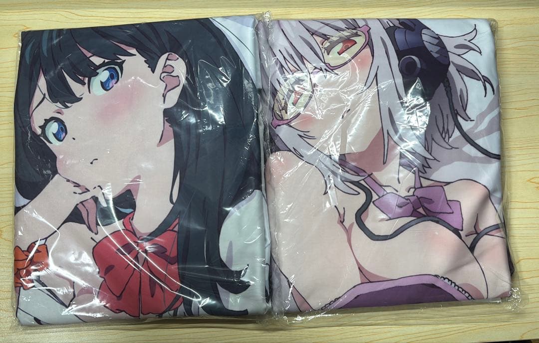 SSSS.GRIDMAN 宝多六花 新条アカネ 抱き枕カバー