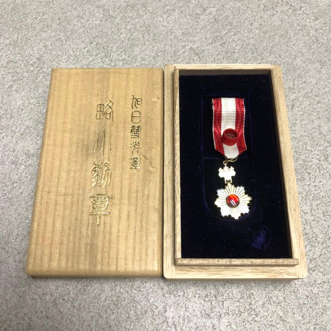 f16 勲章 ミニチュア勲章 旭日章 略章勲章 メダル
