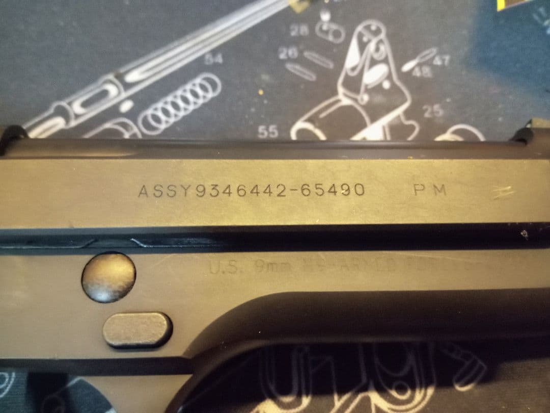 KSC M9 M92F HW ヘビーウェイト システム7 マグ3本 実物グリップ