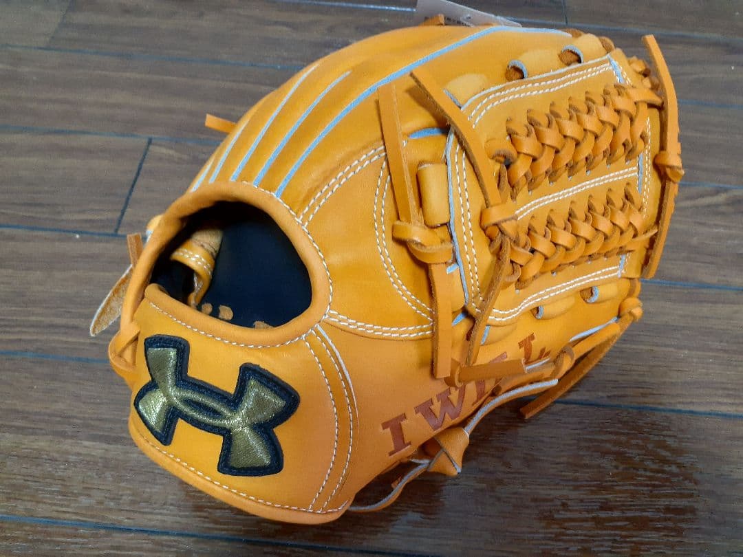 Under Armour 野球用グローブ カラー：DOR