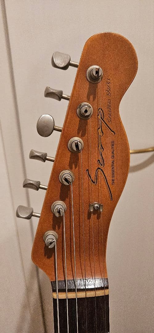 scoop Telecaster サンバースト ハードケース付き