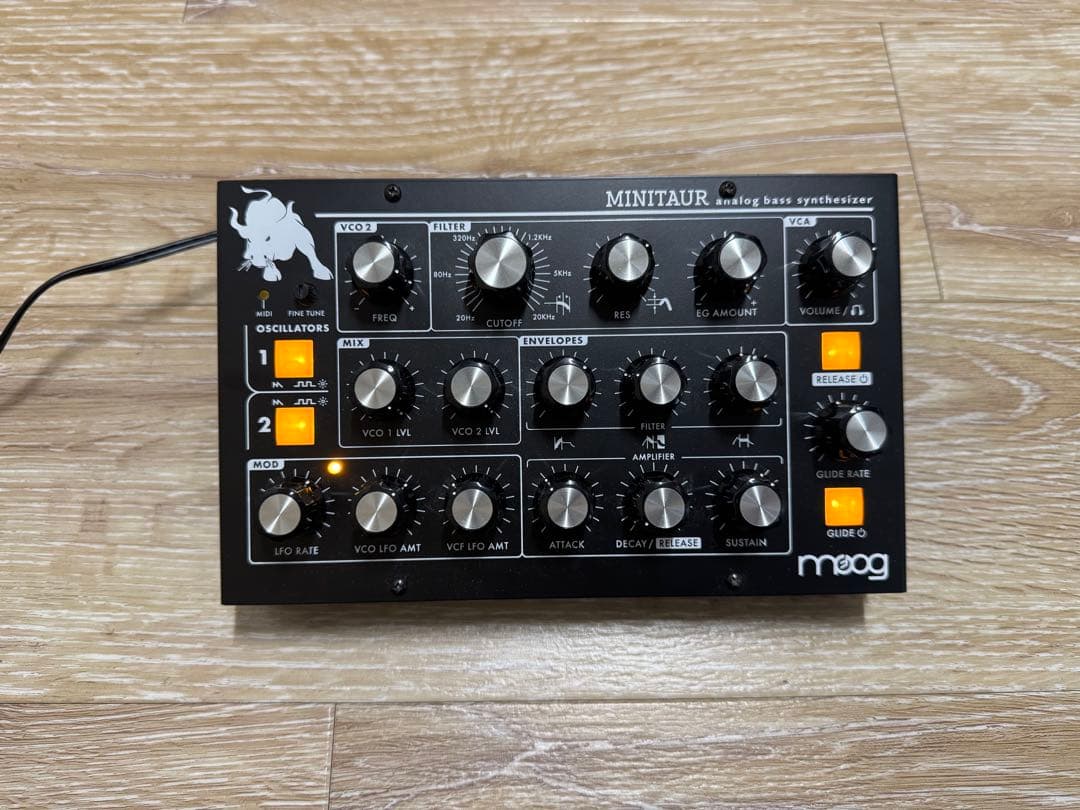 鍵盤楽器 Moog MINITAUR