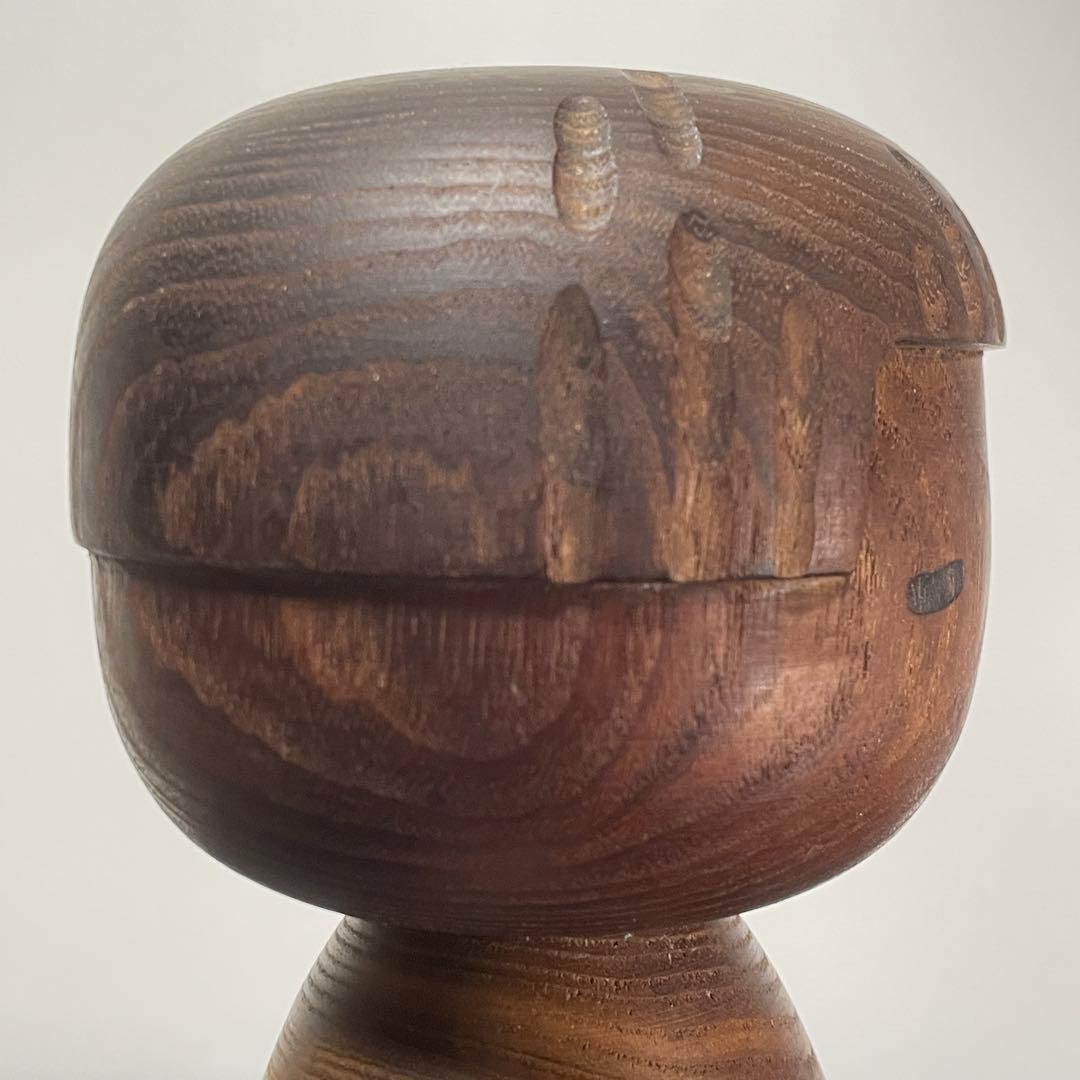 【山中三平】創作こけし｜おかっぱ 伏し目 花模様｜三平こけし 約19cm