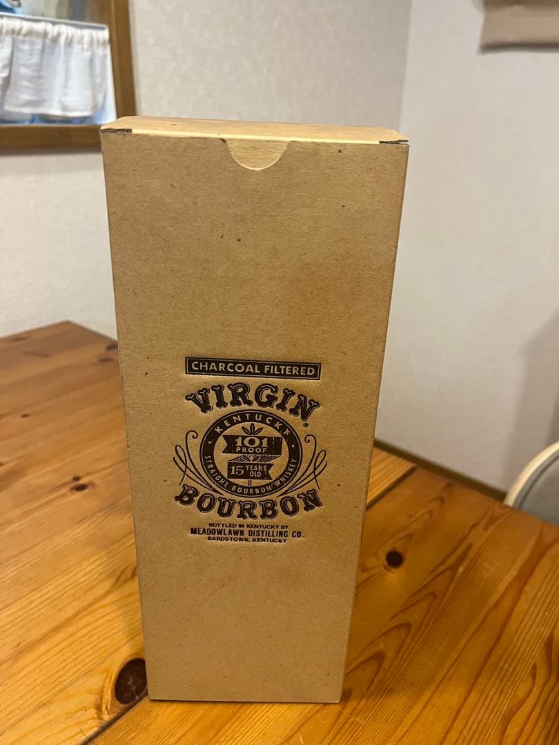 VIRGIN BOURBON 15 YEARS OLD ヴァージンバーボン15年