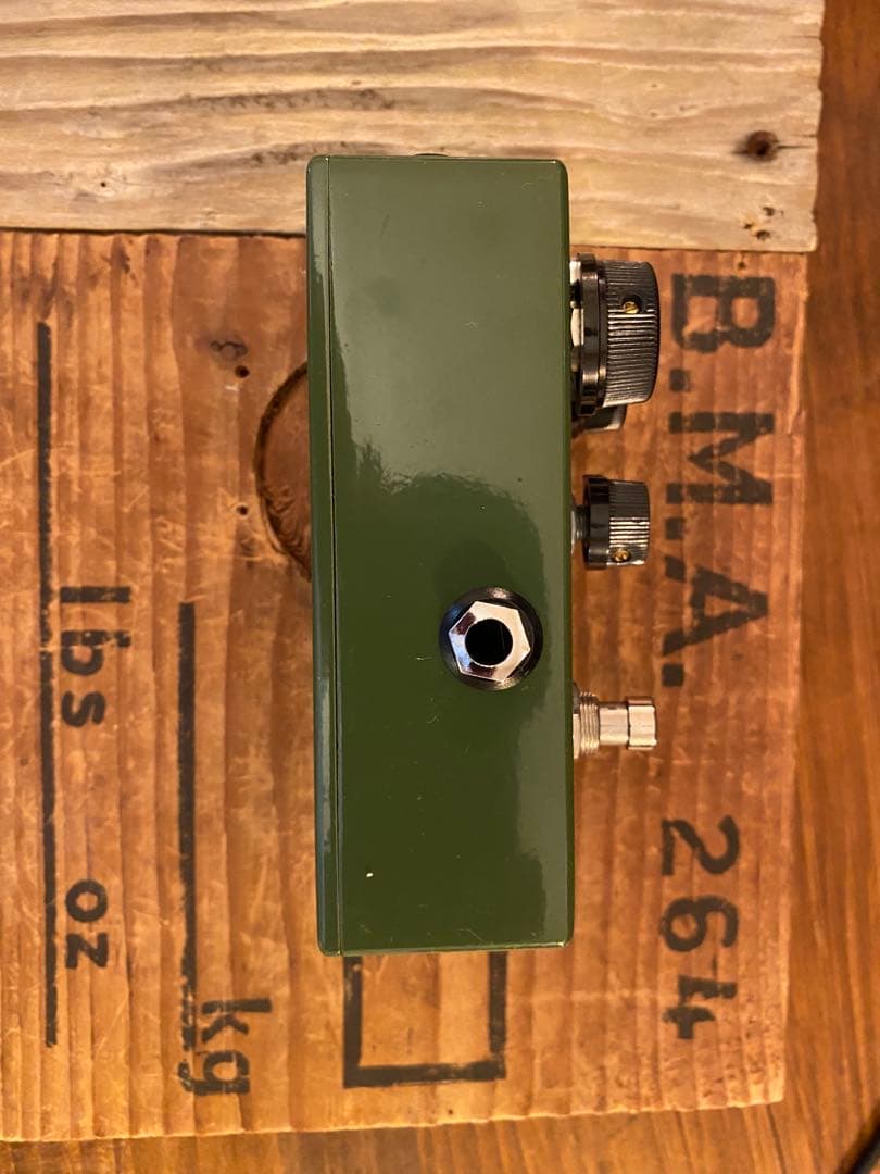 ギター Wren and Cuff TallFont Russian BIG MUFF