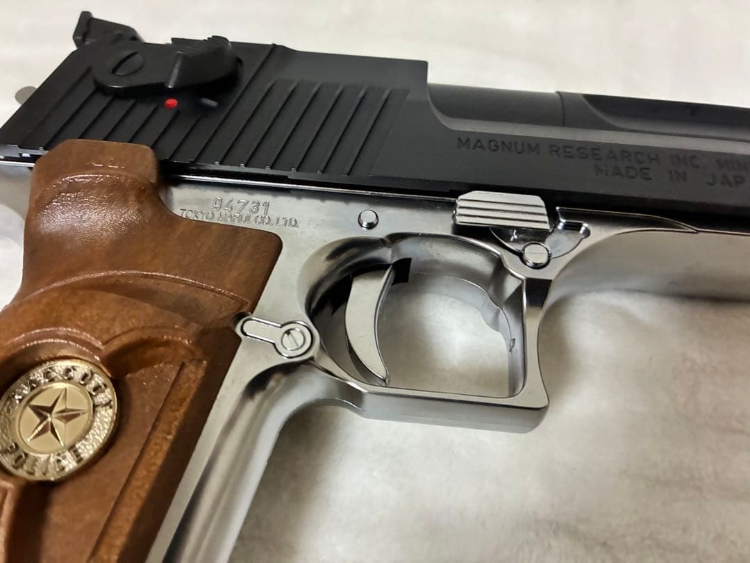 【BIOHAZARD 2 】デザートイーグル 東京マルイ 観賞向2丁