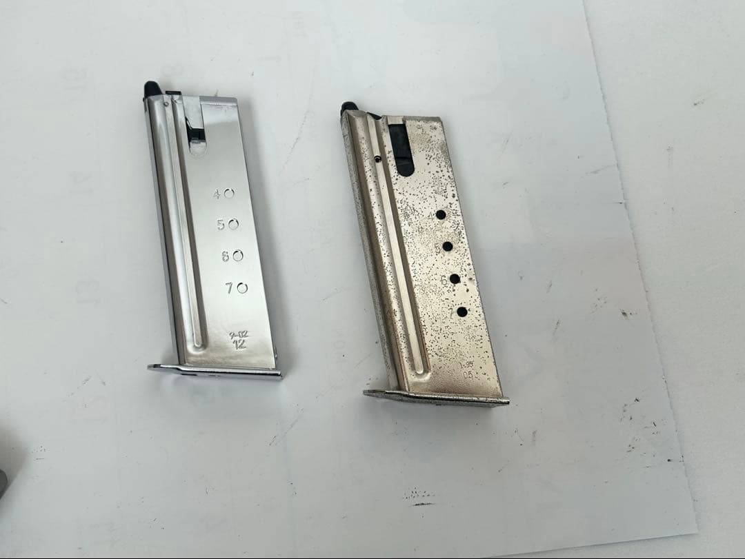 【BIOHAZARD 2 】デザートイーグル 東京マルイ 観賞向2丁