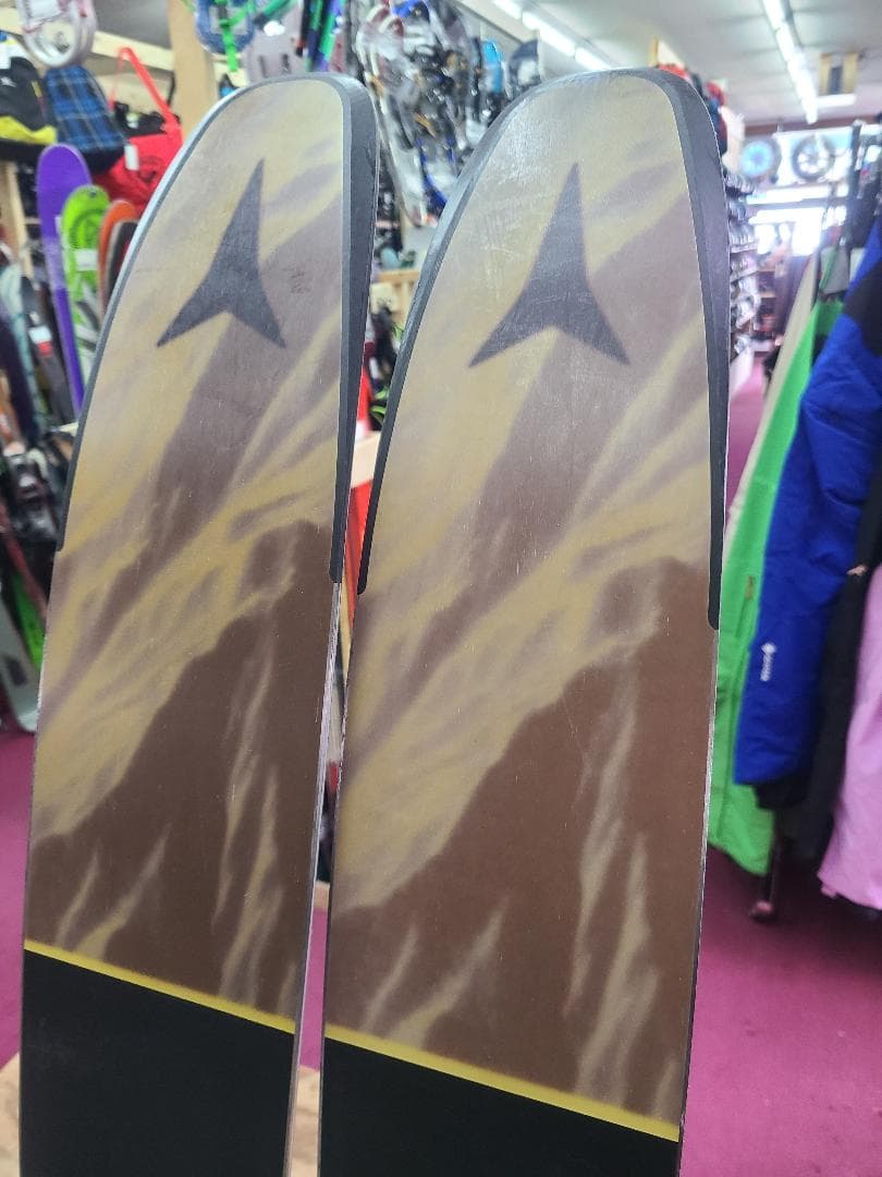 2025年 191 ATOMIC BACKLAND + SHIFT2 + シール