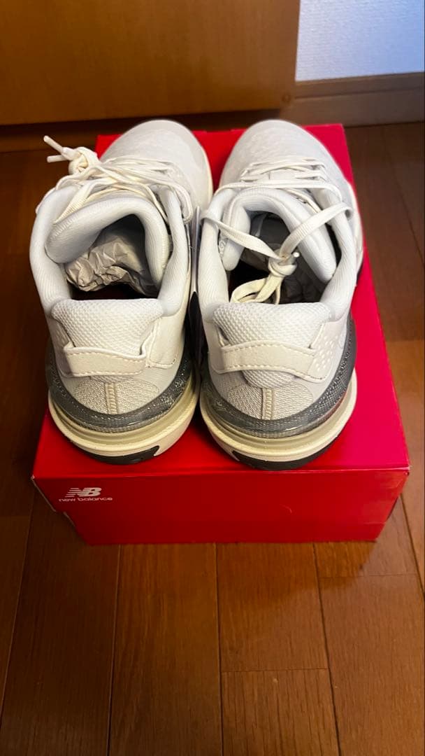 ニューバランス　バッシュ　HESI LOW v2 BBHSLME2 D