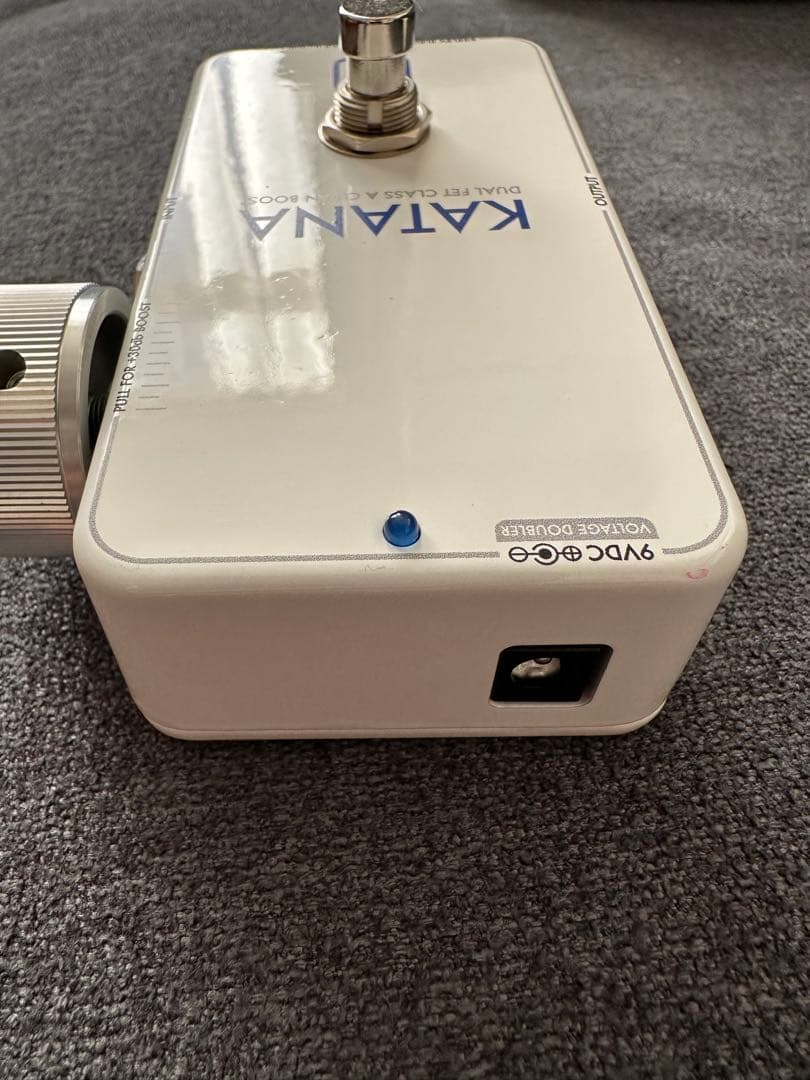 美品 KEELEY KATANA BOOST ‘Throwback White’