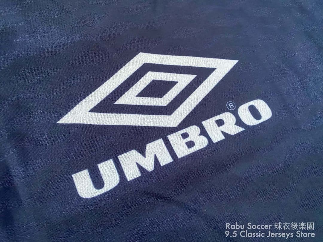 ウンブリア 90s トレーニング ユニフォーム