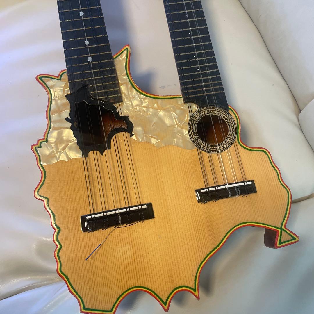 民族楽器 チャランゴ