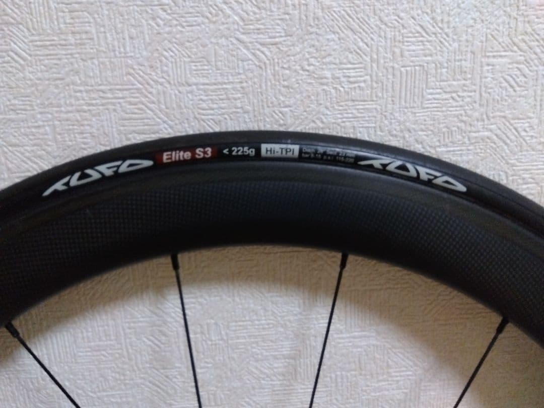 ノーブランド　カーボン　ホイール