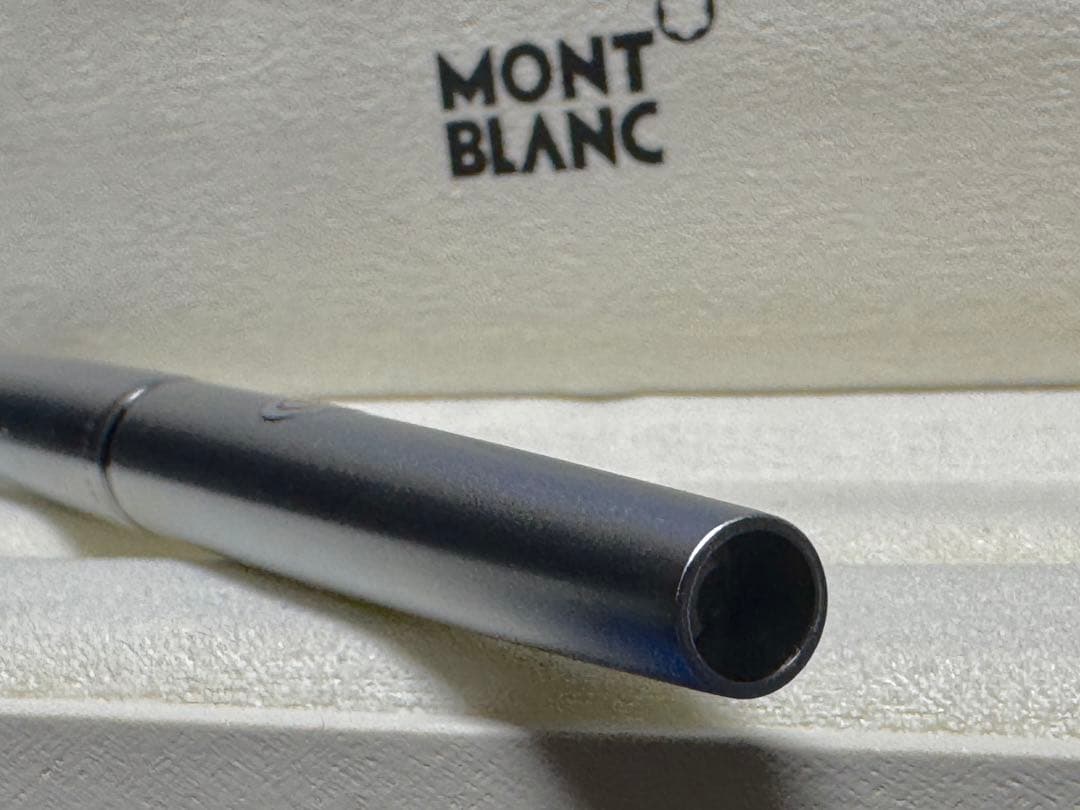 【極美品】モンブランNO300万年筆 EF シルバー・ブラック
