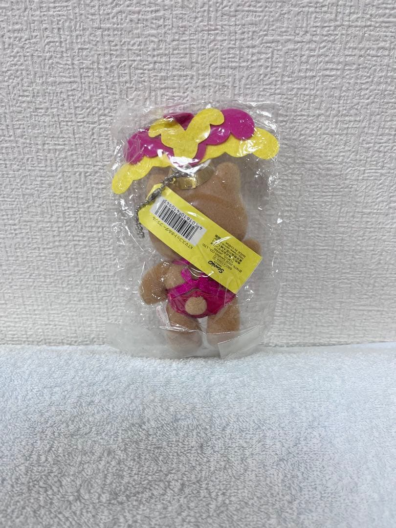 激レア　ハローキティ　マスコットホルダー　ブラジル　新品未開封　限定