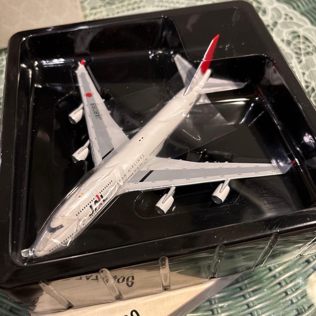 112 JAL B 747-400 1:400スケール