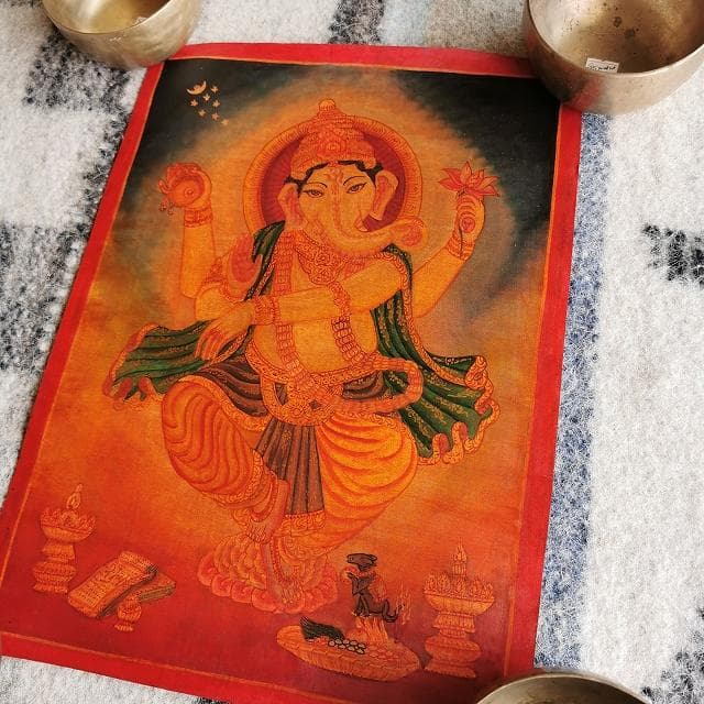 ガネーシャ：タンカサイズ縦43cm×横32cm　タンカ　仏画（額縁なし）