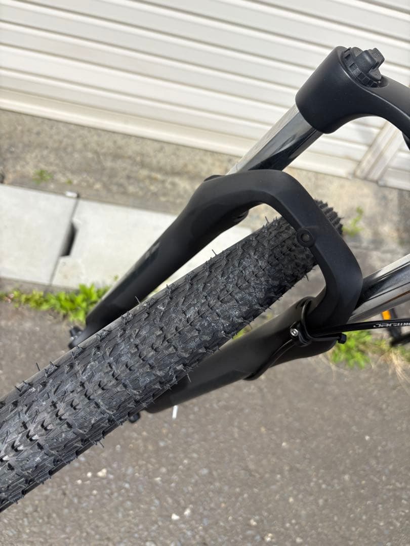 ジャイアント 2022年モデル？　　S atx 自転車