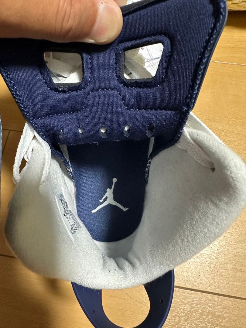 Air Jordan 6 ホワイト/ネイビー US9.5 値下げしました。