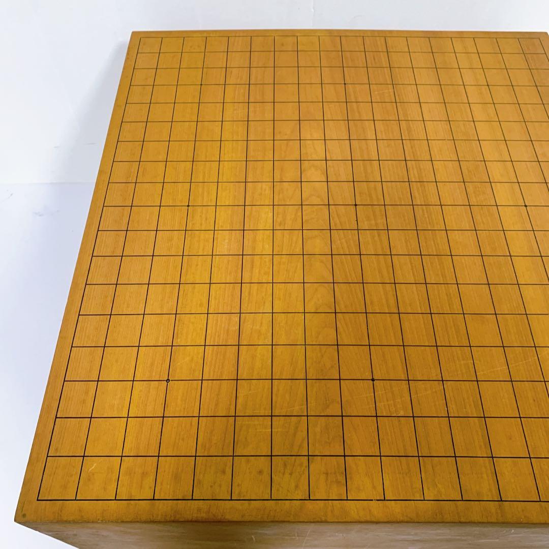 【送料込】高級 任天堂 極厚 約4.8寸 囲碁 本榧 目が繊細 ヘソ 脚付き