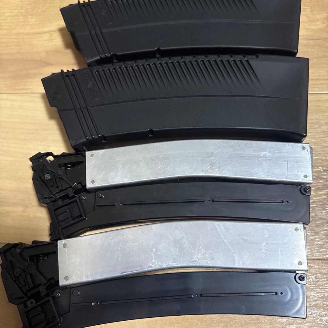 東京マルイ　サイガ12SBS マガジン2本