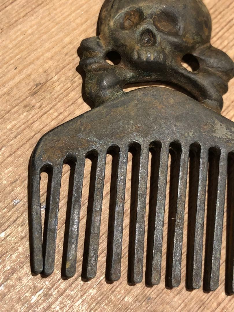 ビンテージ　スカル　髑髏　骸骨　トレンチアート　インダストリアル　アンティーク