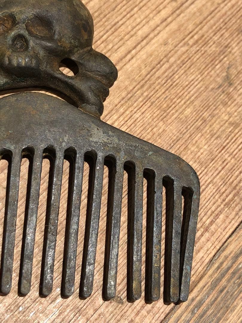 ビンテージ　スカル　髑髏　骸骨　トレンチアート　インダストリアル　アンティーク