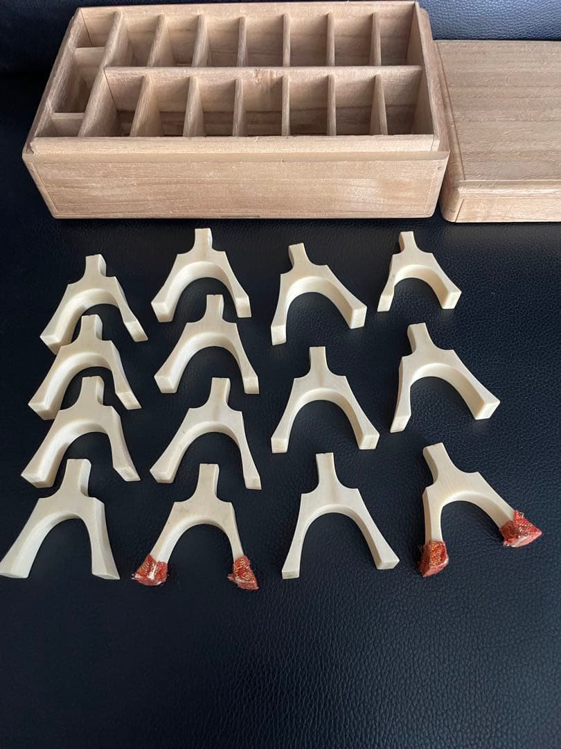 山口酉美(自己紹介欄必読)様せんよ高級琴柱 箏 14個 総重量：186g 弦楽器