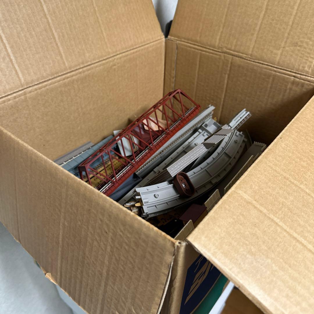 トミック レールジャンクダンボール1箱分