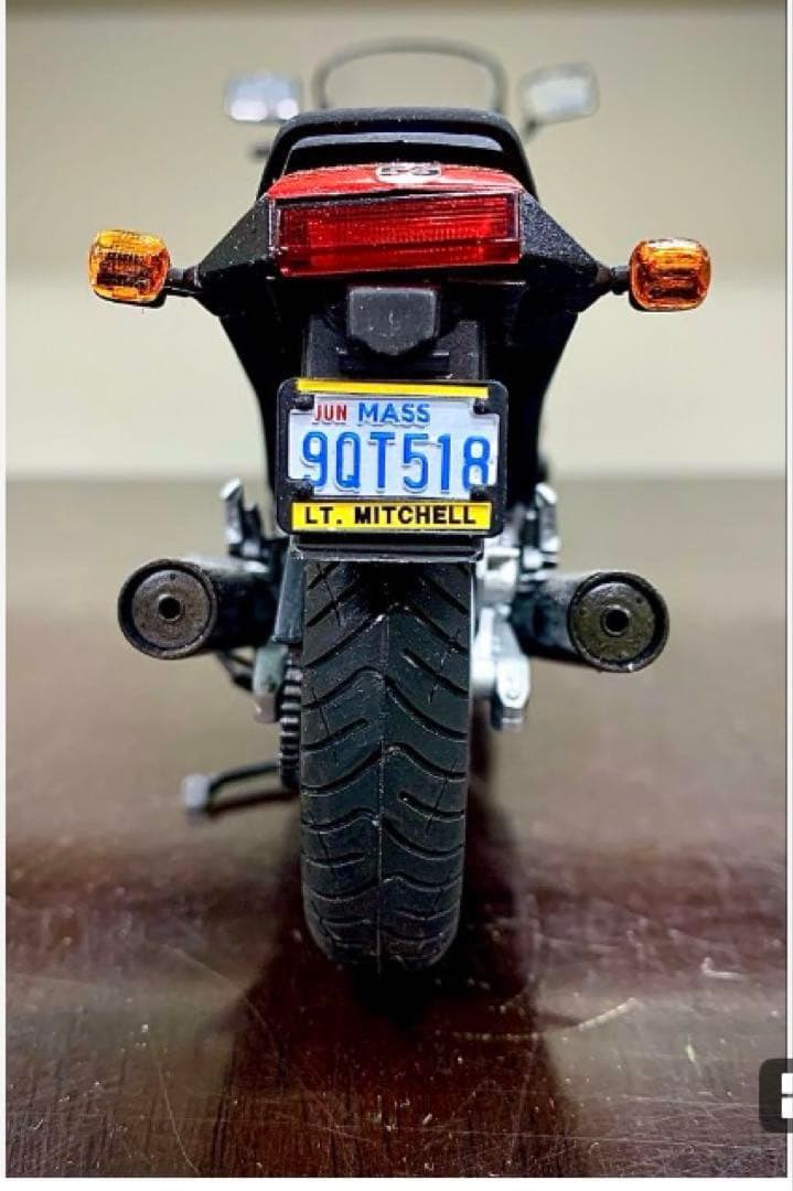 カワサキ　GPZ900R ニンジャ　1/12 　トップガンバージョン　完成品