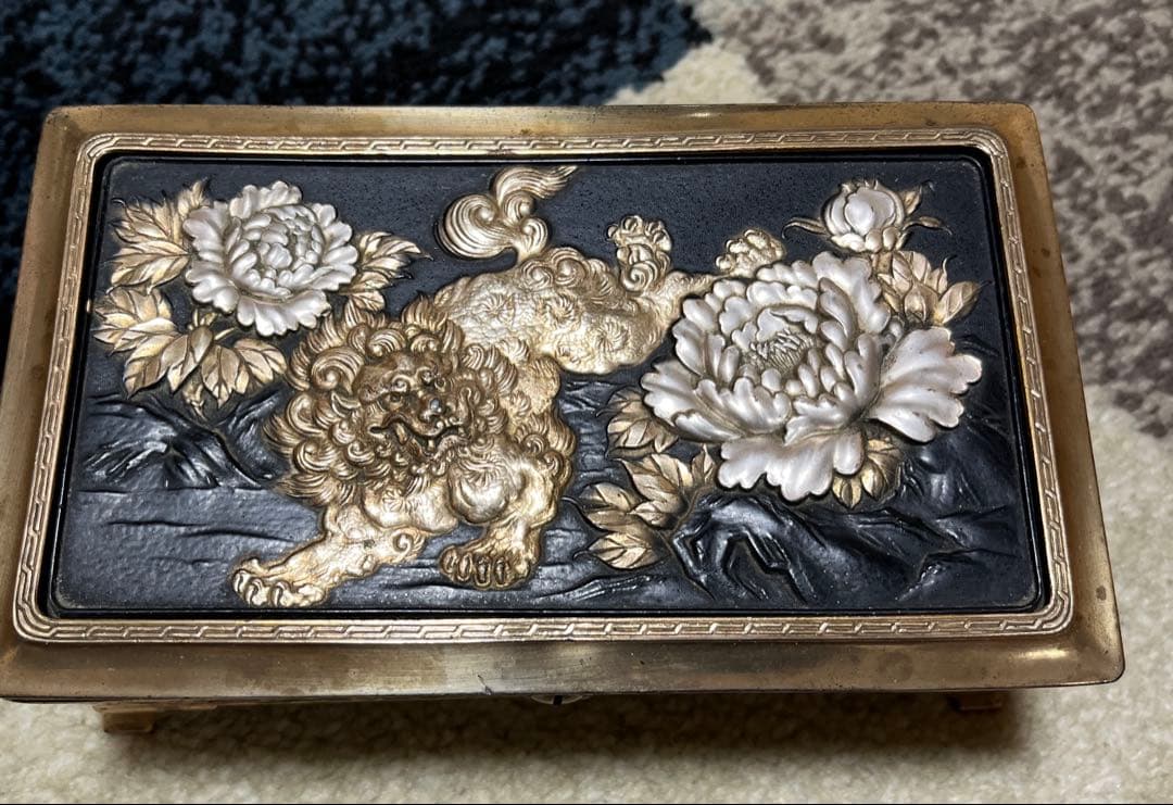 昔のオルゴール？