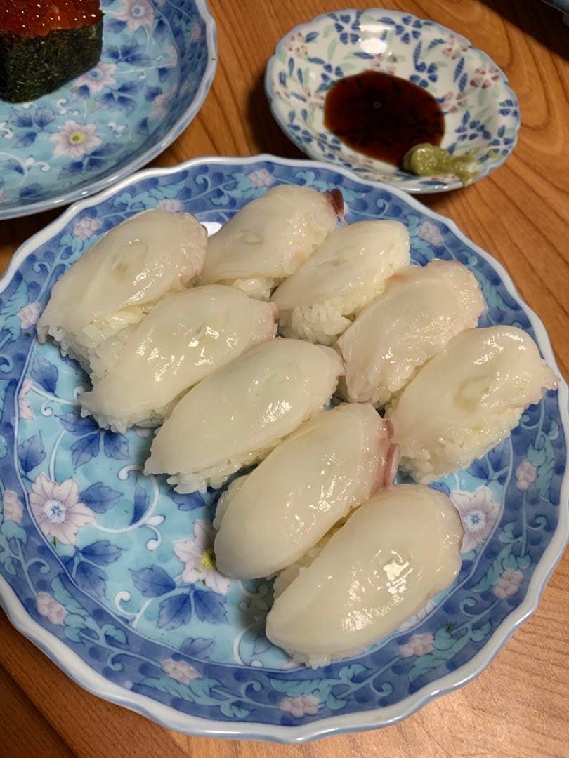 ご予約様分‼️朝獲れ新鮮水ダコ‼️脚2本‼️×4‼️冷凍