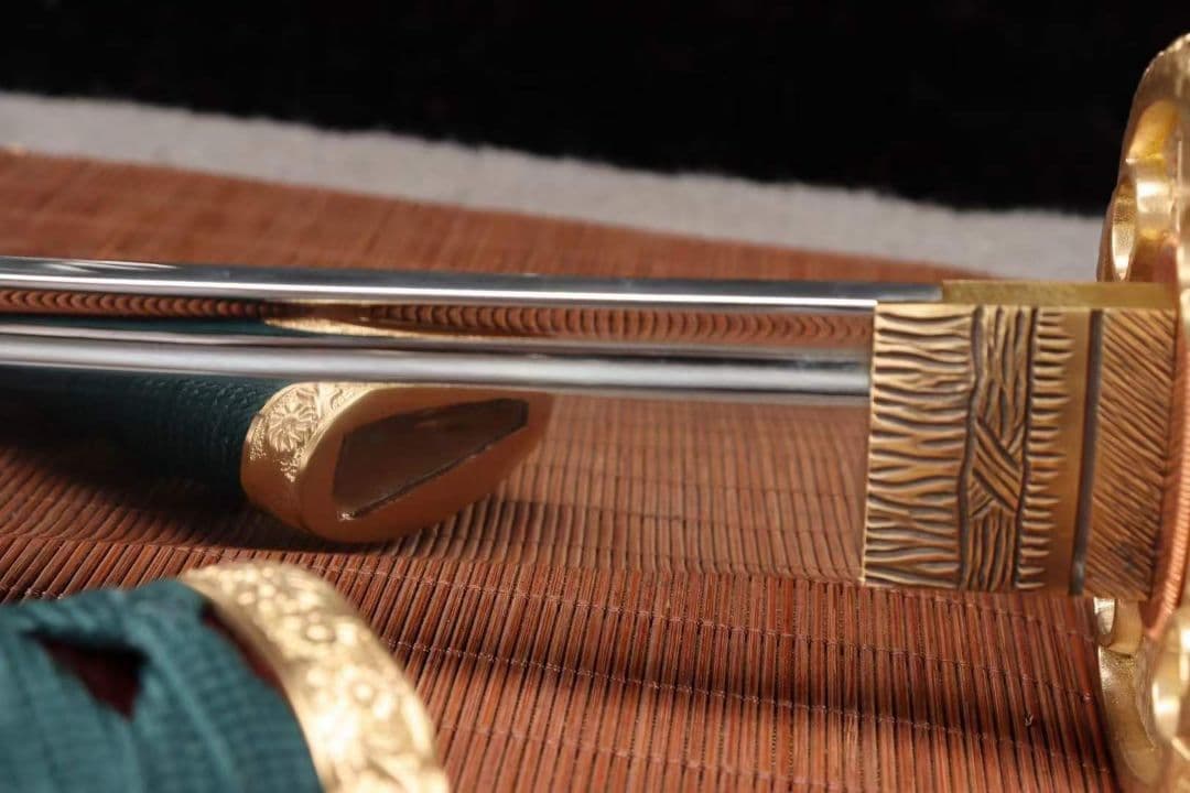 【太刀一月天紅舞】 武具　刀装具　日本刀　模造刀 居合刀