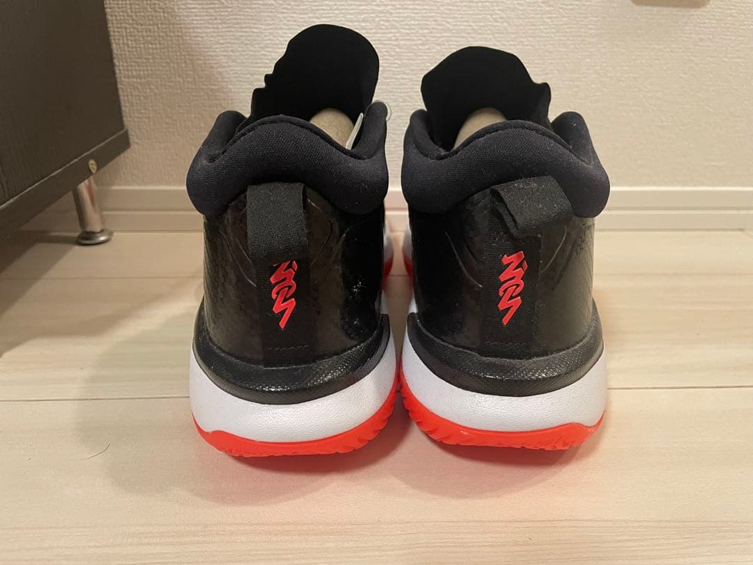 シューズ(男性用) NIKE JORDAN ZION 1 BLACK/WHITE/Crimson