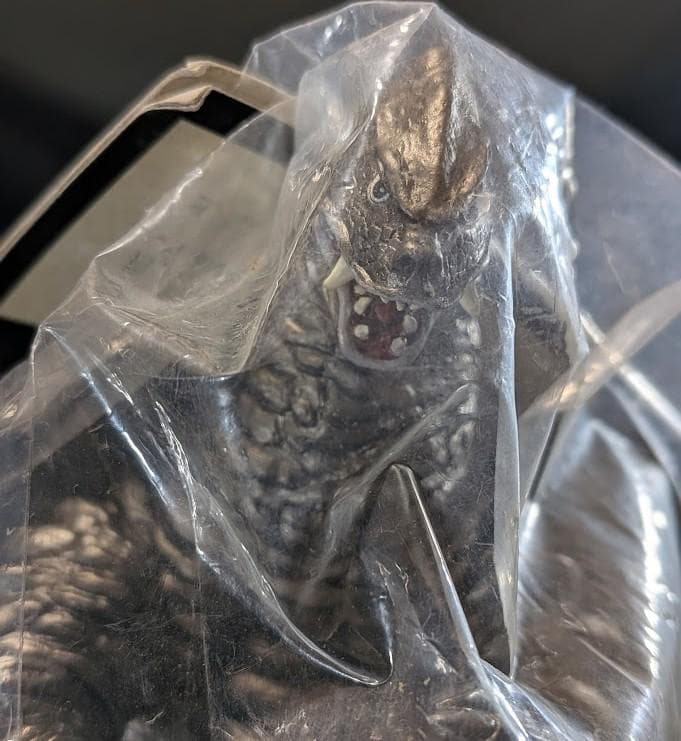 レッドキング二代目（CCP）ガンメタリックver. 500個限定ソフビ未開封