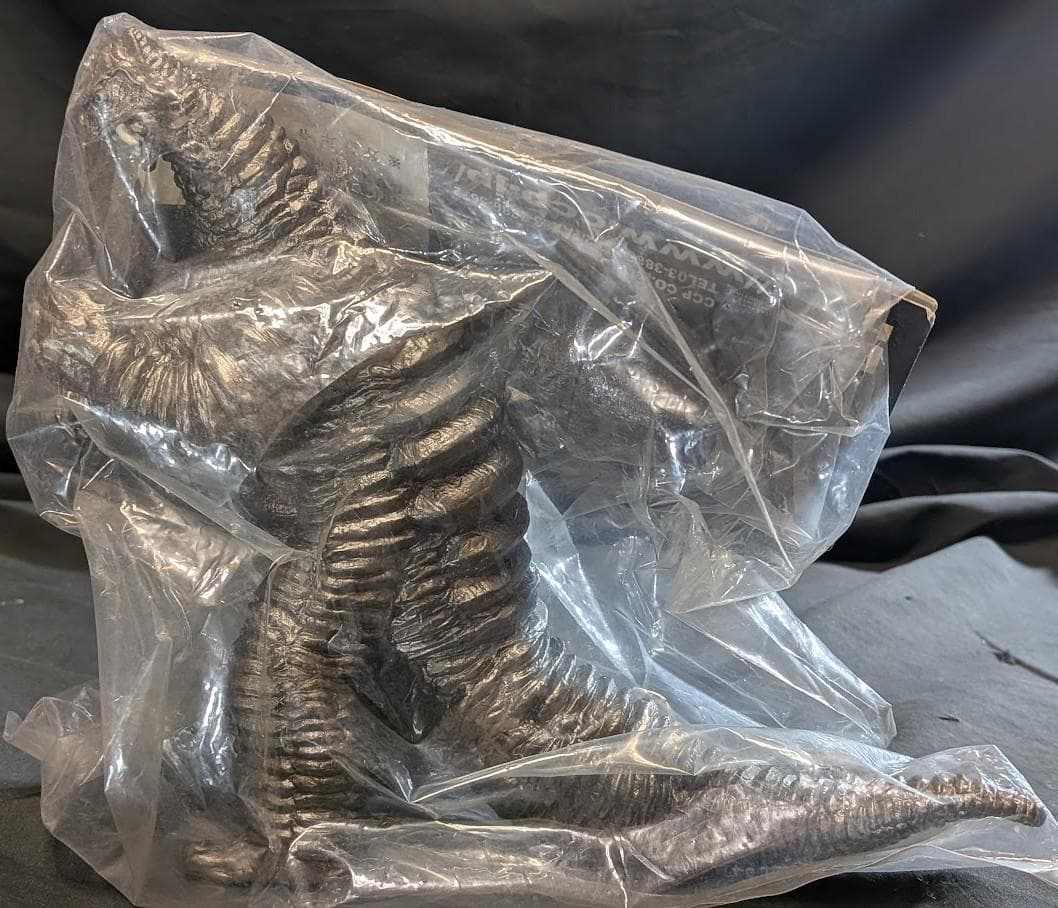 レッドキング二代目（CCP）ガンメタリックver. 500個限定ソフビ未開封