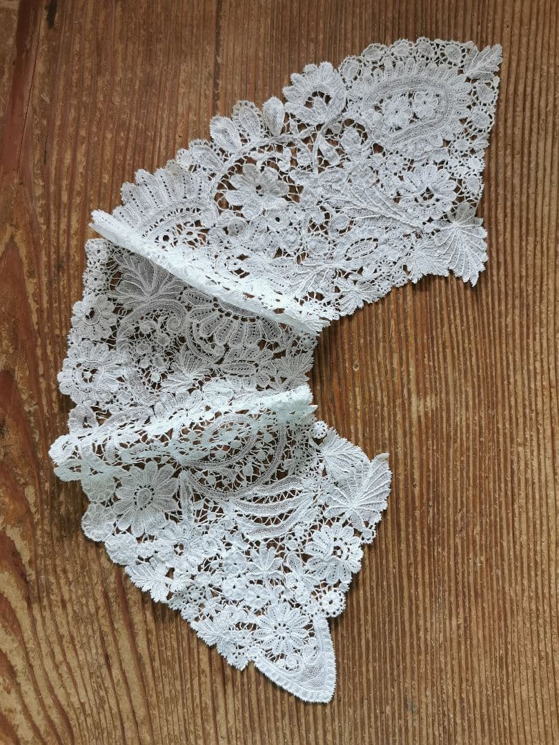 アンティークベルギー ポワンドローズ ブルージュ&デュセスレース付け襟 大型扇用