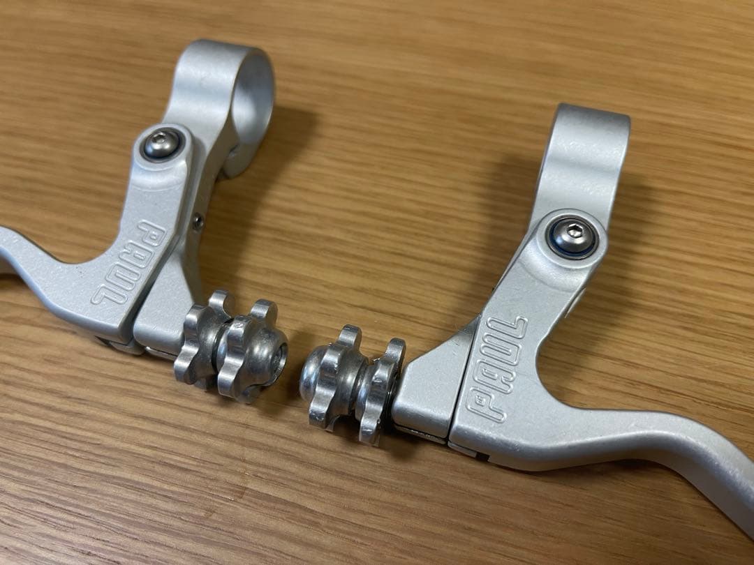 PAUL love lever (silver) 左右ペア