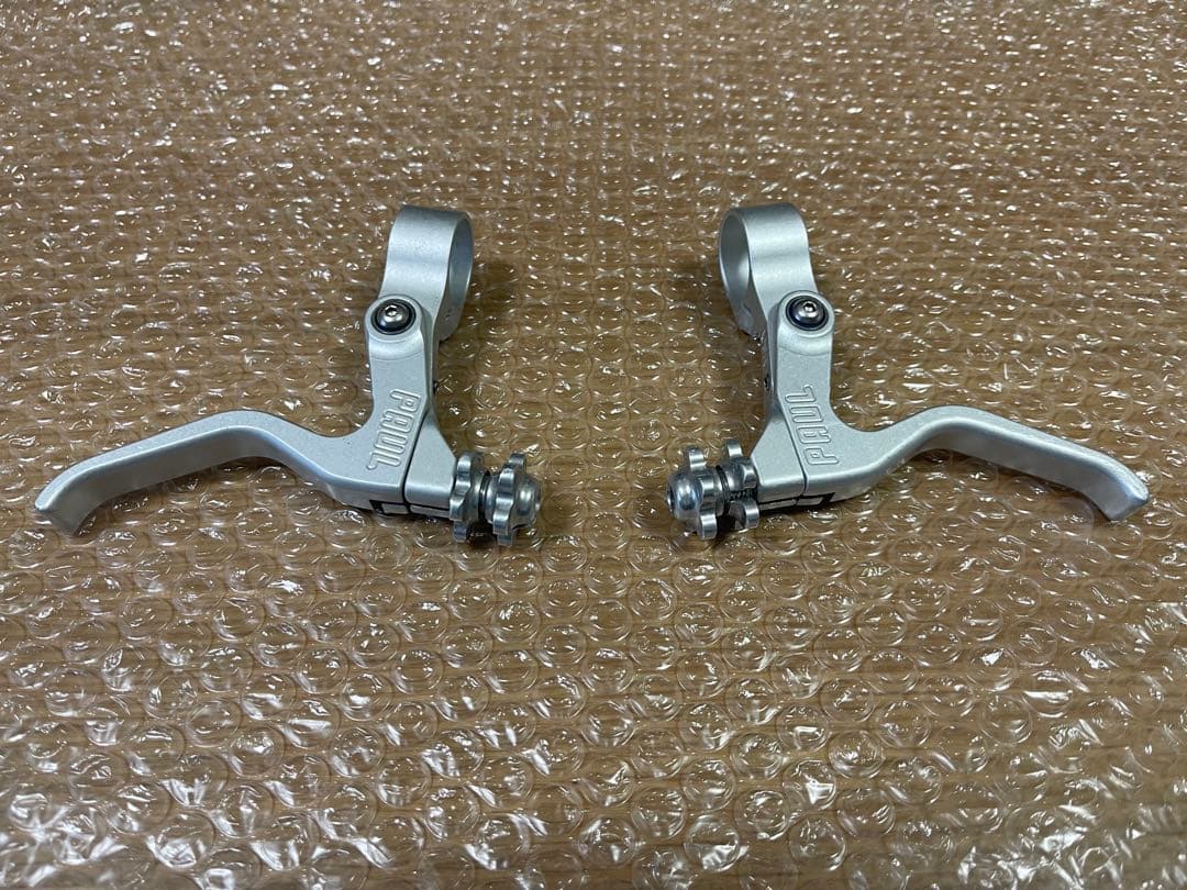 PAUL love lever (silver) 左右ペア