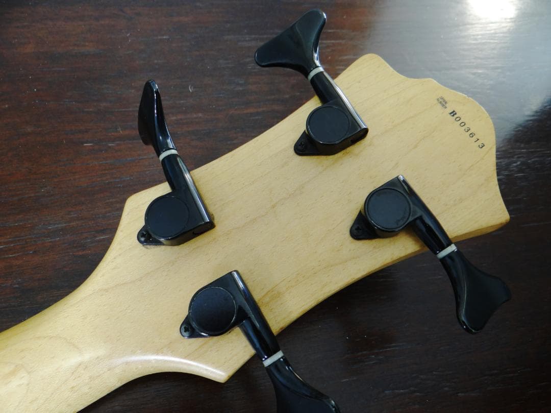 古*市様 B.C.Rich MOCKINGBIRD BASS モッキンバードベー