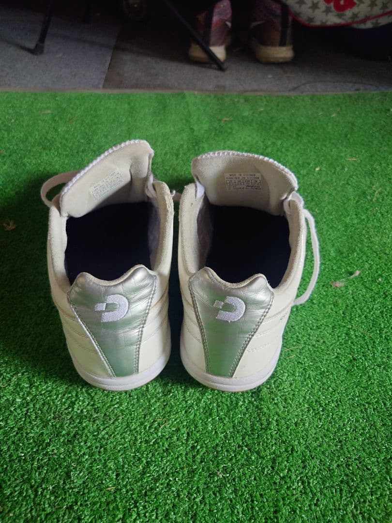 Desporte suo luis Kl2フットサルシューズ 　27.0cm