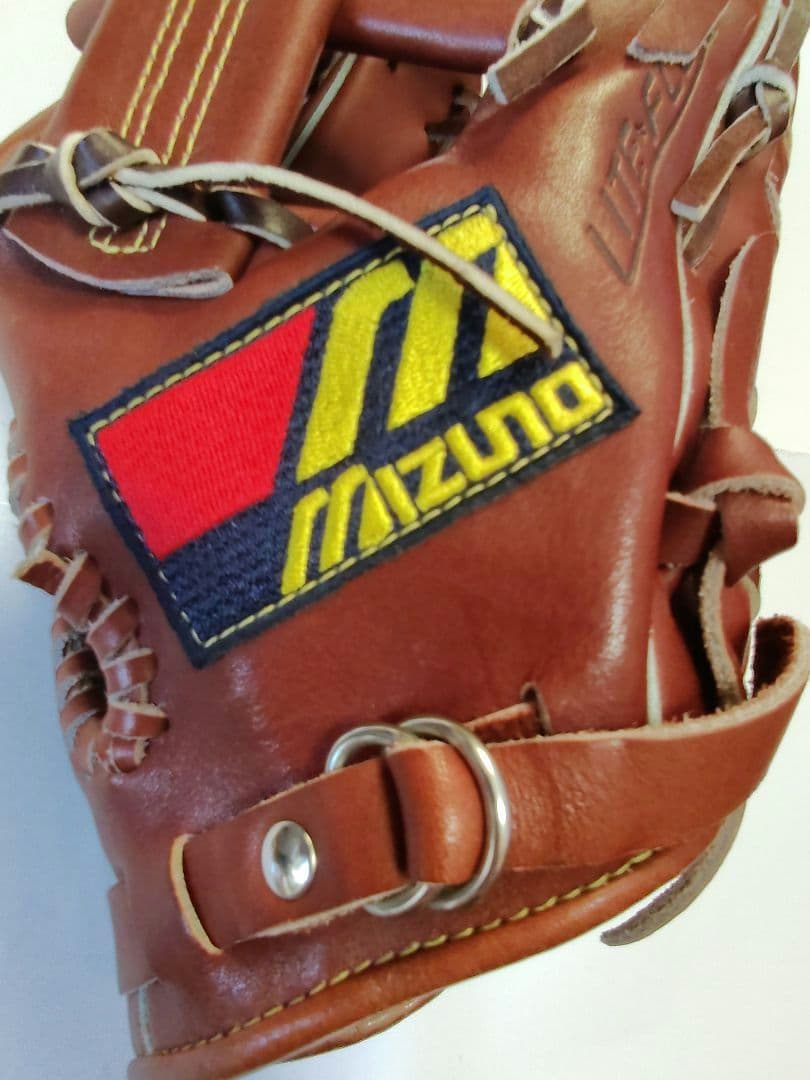 【リリモン】ワールドウィン復刻版グラブ