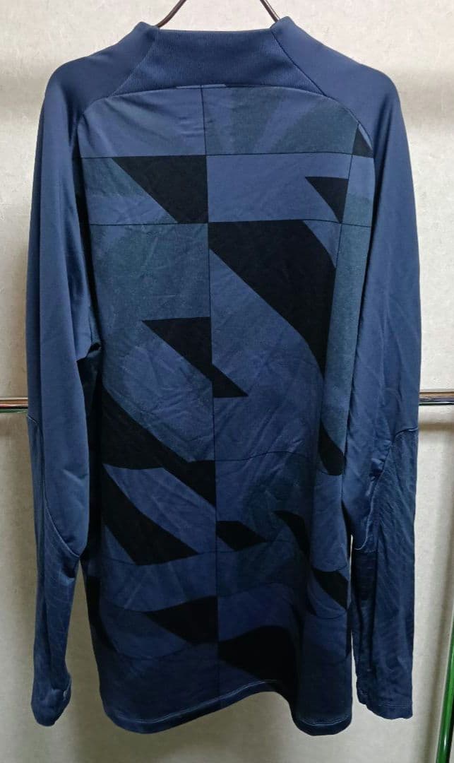 バルセロナ 23-24 1/4ジップ ストライクプレマッチシャツ ネイビーブルー