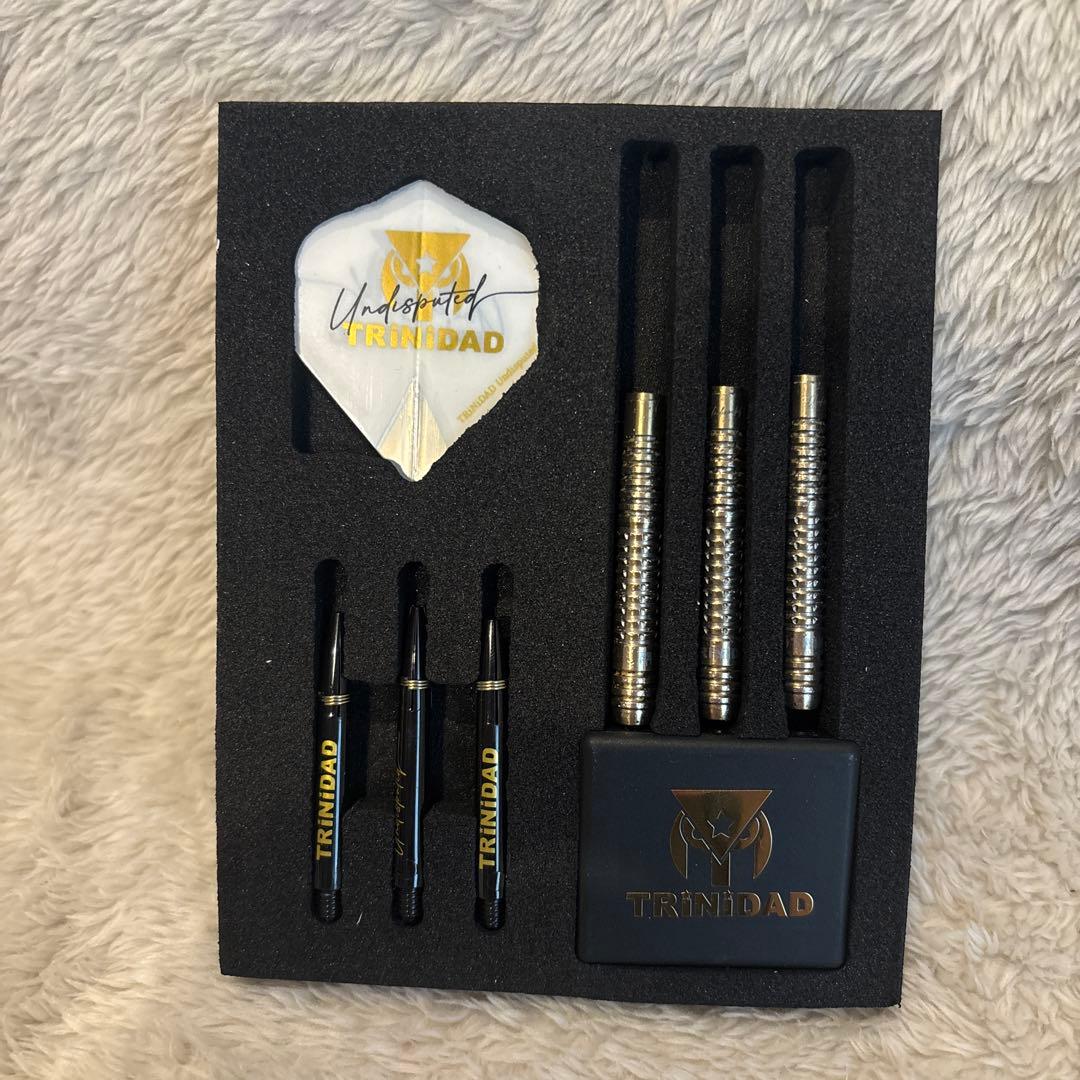 TRINIDAD Ricardo ダーツセット