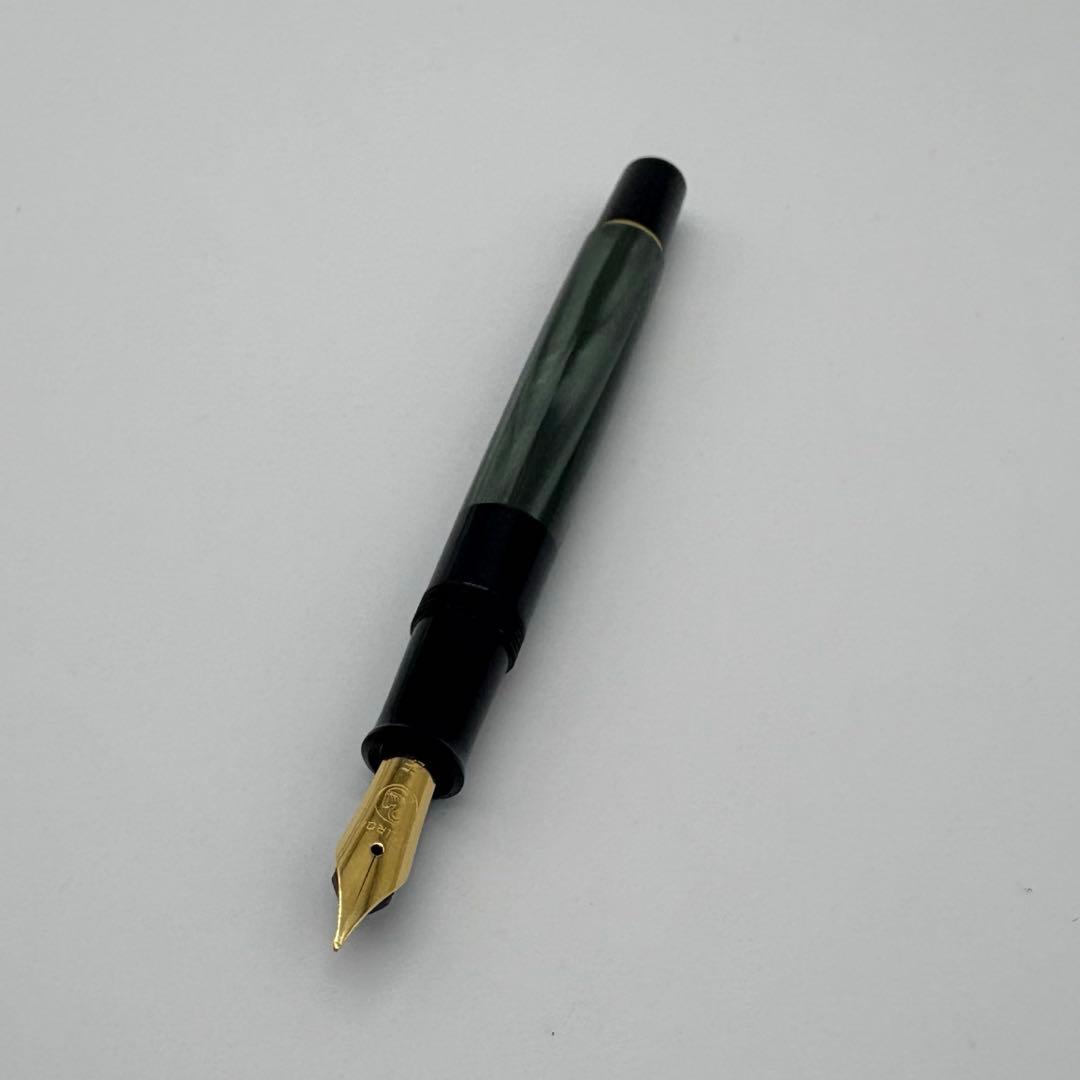 ペリカン M200 万年筆 グリーンマーブル 吸入式