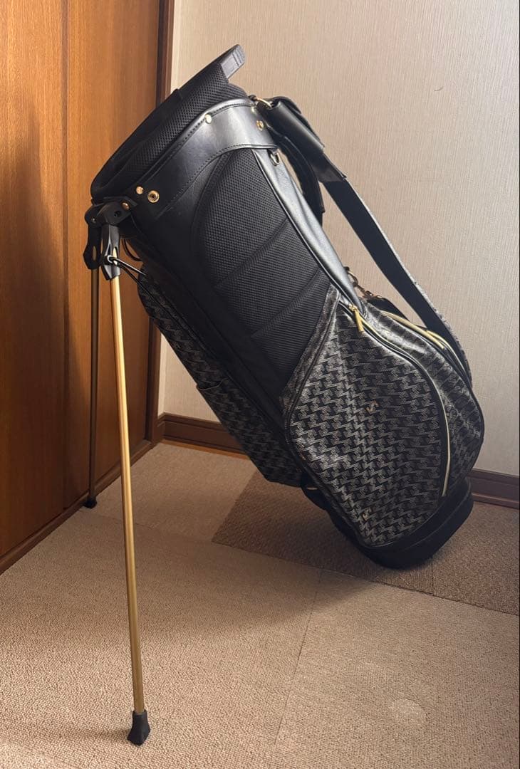 Resurrectionキャディバッグ Pavo No.2 ダークブラック