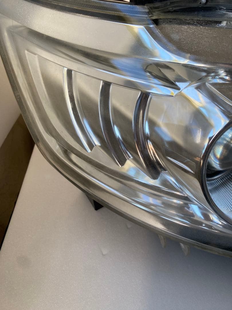 日産 セレナ C25 前期 中期 純正HID ヘッドライト 左右セット