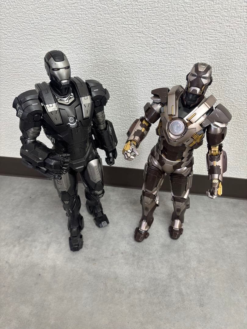 【Hot Toys】アイアンマン＆ウォーマシン 2体セット 約30cm