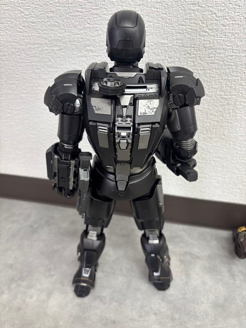 【Hot Toys】アイアンマン＆ウォーマシン 2体セット 約30cm